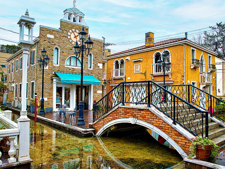 【自由が丘】憧れの“自由な街”はどうできた!?オシャレタウンを凹凸で解き明かせ~“丘”なのに谷の街!?闇市名残のレトロデパート、戦国古城